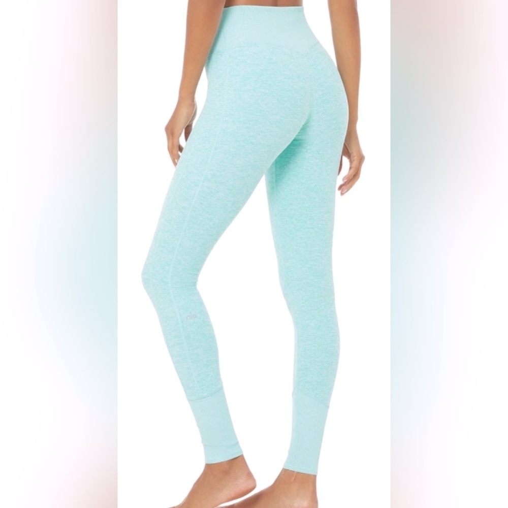 Alo high waist Alosoft lounge legging size small.
